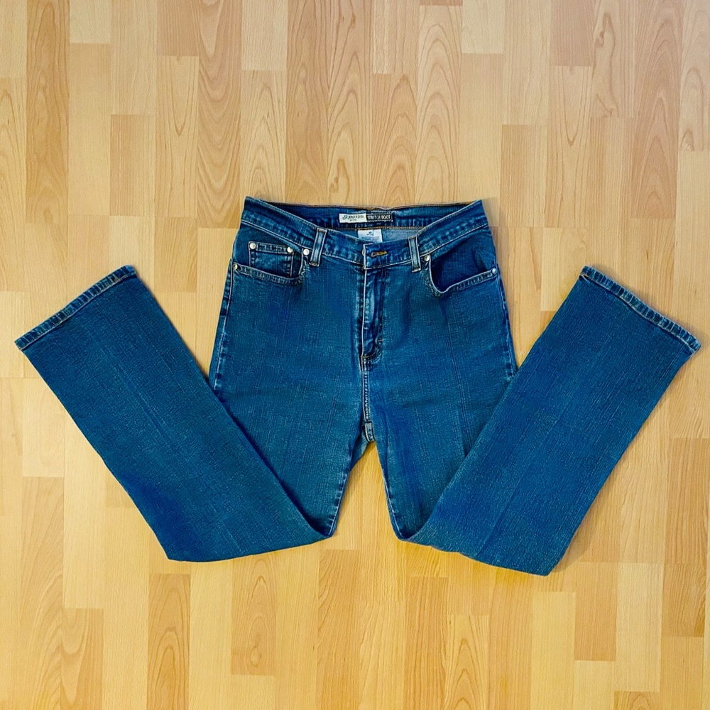 LIKE NEW St. John’s Bay Women’s Jeans